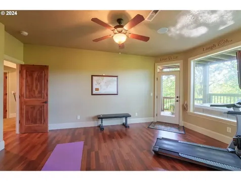 1973 SE Duncan Drive Hillsboro OR 97123