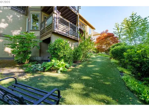 1973 SE Duncan Drive Hillsboro OR 97123
