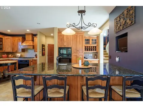1973 SE Duncan Drive Hillsboro OR 97123