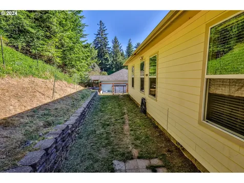 644 9th Avenue Coos Bay OR 97420