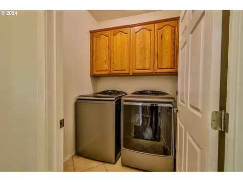 644 9th Avenue Coos Bay OR 97420