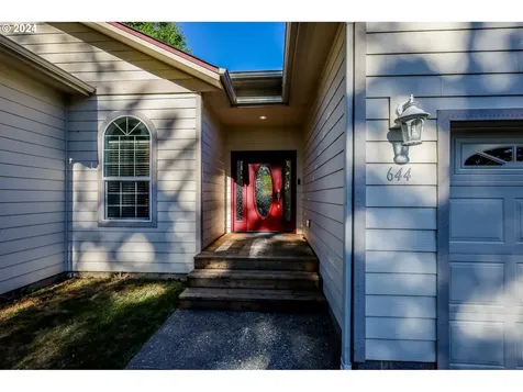 644 9th Avenue Coos Bay OR 97420