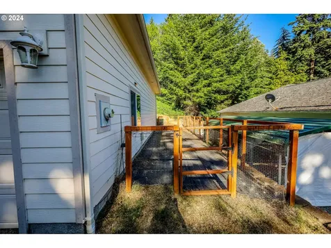644 9th Avenue Coos Bay OR 97420