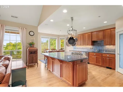 17750 SW Snowberry Court Sherwood OR 97140