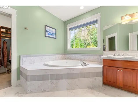 17750 SW Snowberry Court Sherwood OR 97140