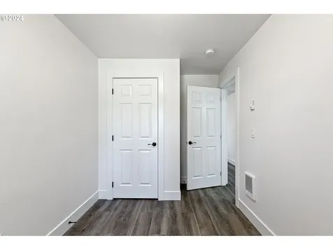 379 S 51st Place Springfield OR 97478