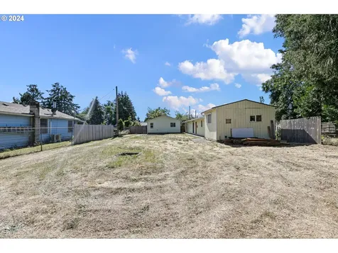 379 S 51st Place Springfield OR 97478
