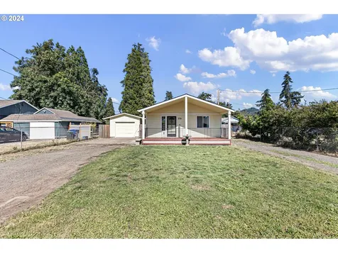 379 S 51st Place Springfield OR 97478