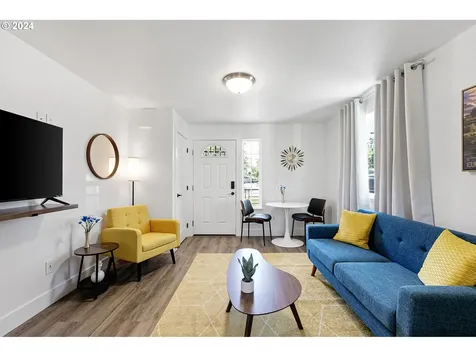 379 S 51st Place Springfield OR 97478