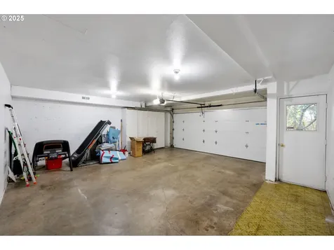 3101 Mcnary Parkway Lake Oswego OR 97035