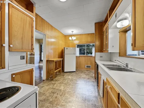 2540 3rd Street Baker City OR 97814