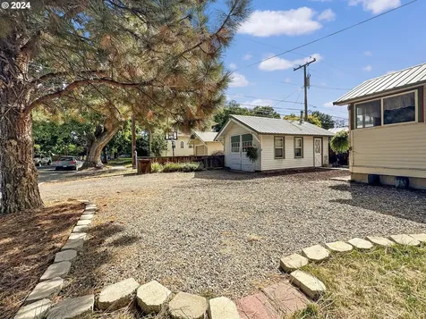 2540 3rd Street Baker City OR 97814