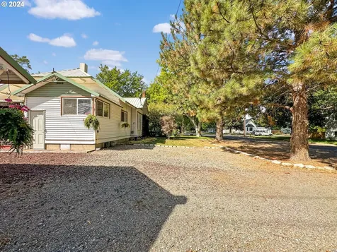 2540 3rd Street Baker City OR 97814