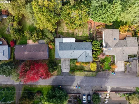 5829 SW Texas Street Portland OR 97219
