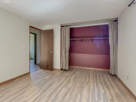 301 Cedar Hills Road Longview WA 98632