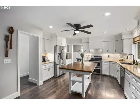 18100 NE 198th Court Brush Prairie WA 98606