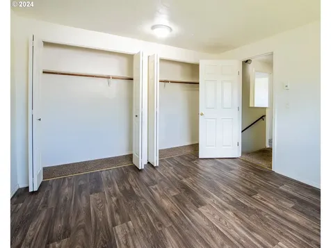 4072/4074 N Clarey Street Eugene OR 97402