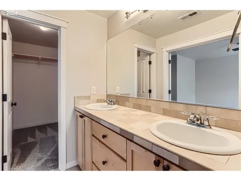 1191 Se Alika Avenue Hillsboro OR 97123