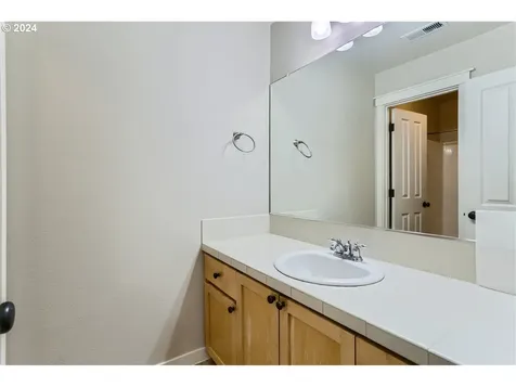 1191 Se Alika Avenue Hillsboro OR 97123
