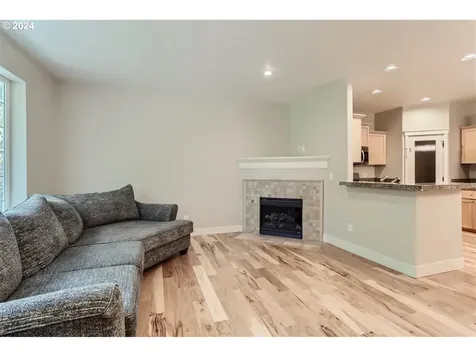 1191 Se Alika Avenue Hillsboro OR 97123