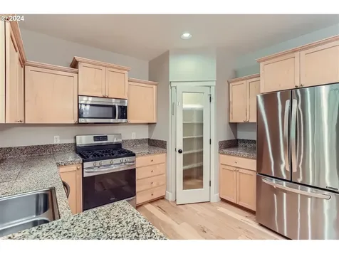 1191 Se Alika Avenue Hillsboro OR 97123