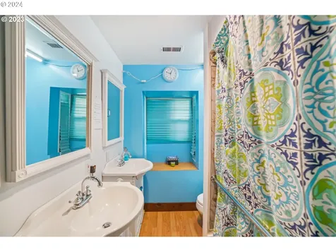 2138 NE 112th Avenue Portland OR 97220