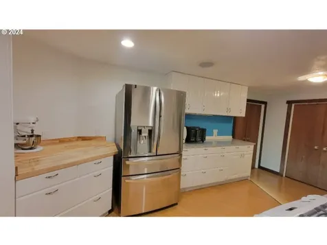 2138 NE 112th Avenue Portland OR 97220
