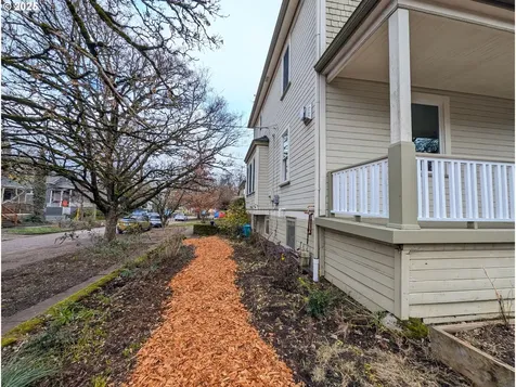 1505 SE Haig Street Portland OR 97202