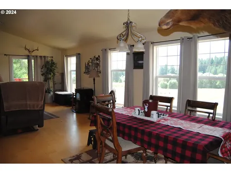 415 Trail Street Gaston OR 97119