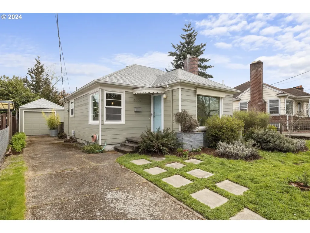 6326 Ne 7th Avenue Portland OR 97211