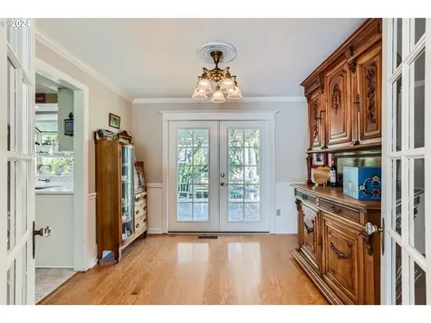 4292 Riverview Drive West Linn OR 97068