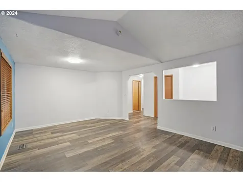 13010 NE 95th Street Vancouver WA 98682