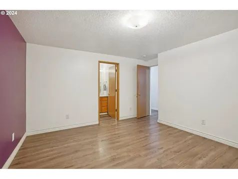 13010 NE 95th Street Vancouver WA 98682