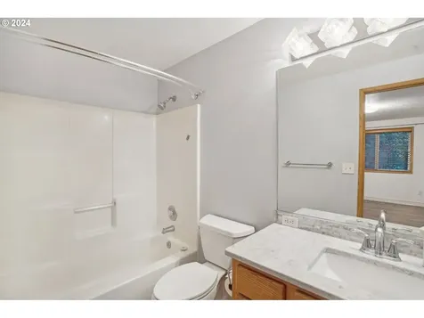 13010 NE 95th Street Vancouver WA 98682