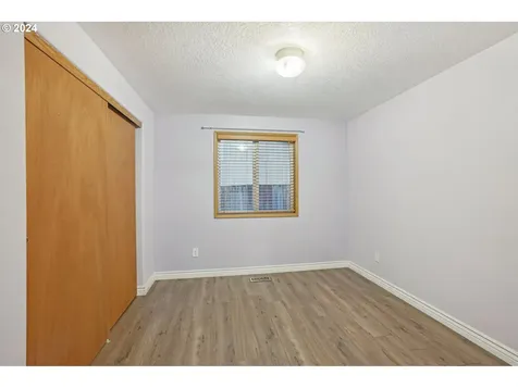 13010 NE 95th Street Vancouver WA 98682