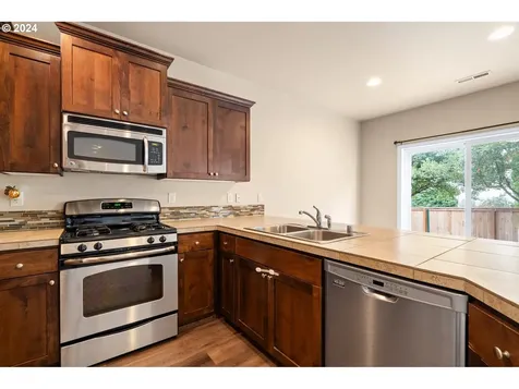 5417 NE 51st Circle Vancouver WA 98661