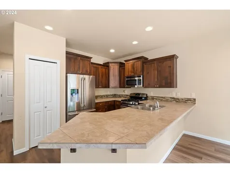 5417 NE 51st Circle Vancouver WA 98661