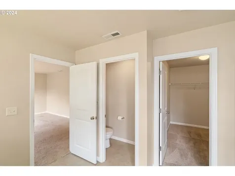 5417 NE 51st Circle Vancouver WA 98661