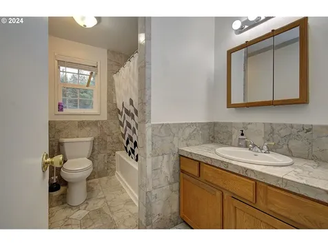 1664 SW Orchard Avenue Gresham OR 97080