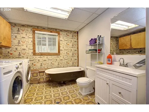 1664 SW Orchard Avenue Gresham OR 97080