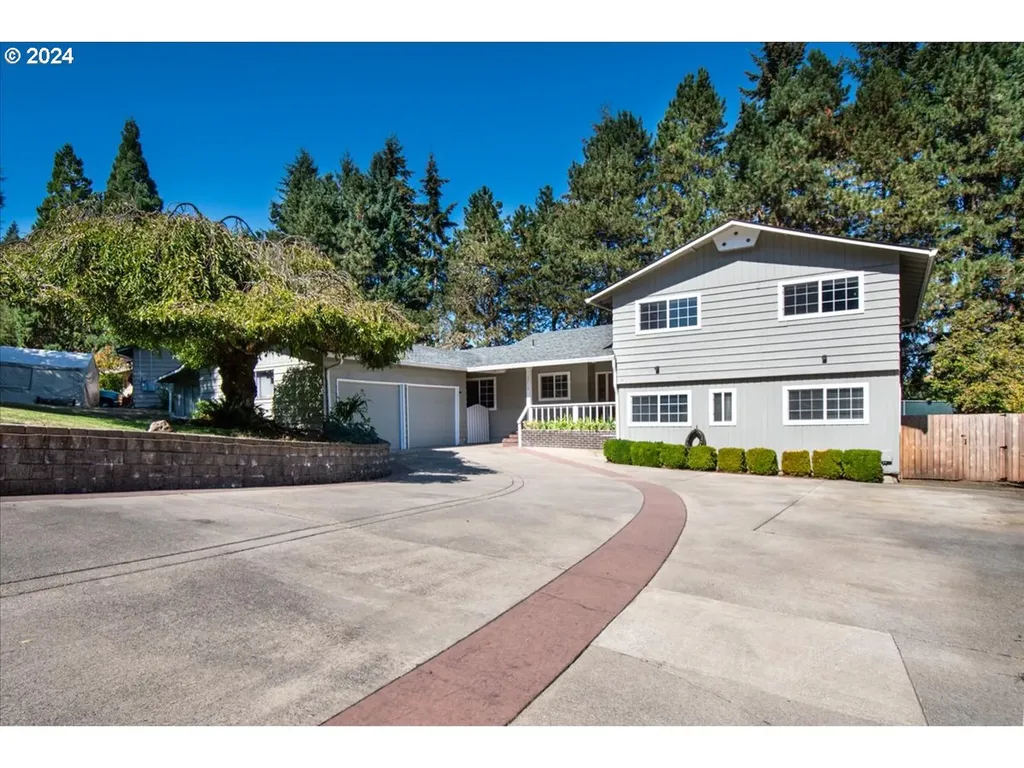 3718 NW 138th Street Vancouver WA 98685