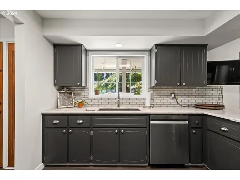 3718 NW 138th Street Vancouver WA 98685