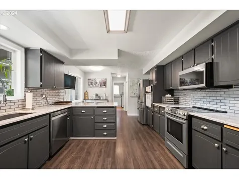 3718 NW 138th Street Vancouver WA 98685
