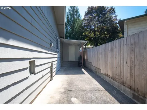 3718 NW 138th Street Vancouver WA 98685