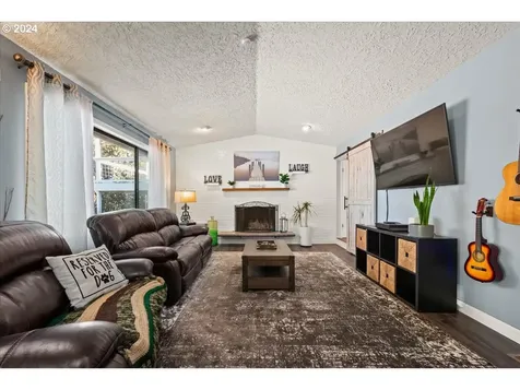 3718 NW 138th Street Vancouver WA 98685