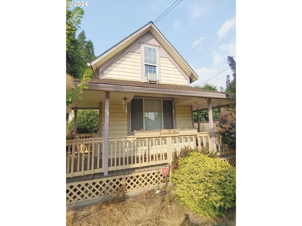 1728 Hawthorne Street Forest Grove OR 97116