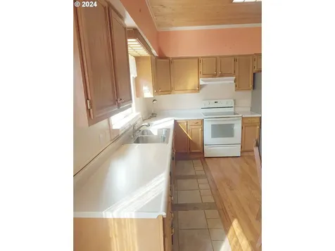 1728 Hawthorne Street Forest Grove OR 97116