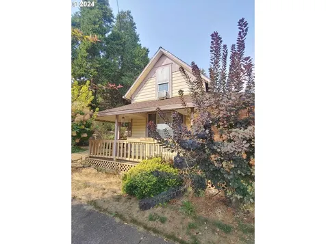 1728 Hawthorne Street Forest Grove OR 97116