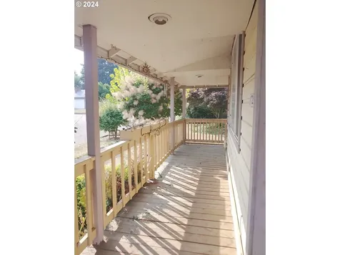 1728 Hawthorne Street Forest Grove OR 97116