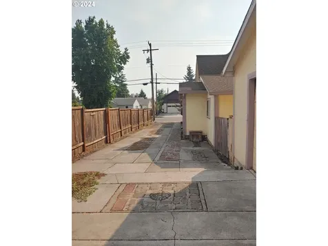 1728 Hawthorne Street Forest Grove OR 97116